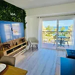 Modern Sea-view Stay, Hébergement de vacances Dénia