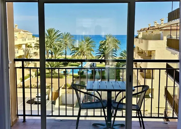 Modern Sea-view Stay, *